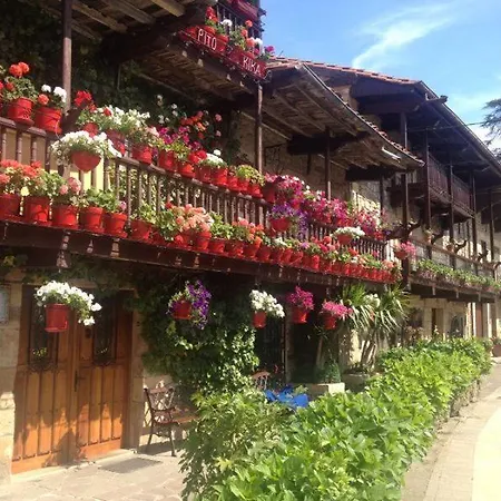 Apartamentos Santillana Del Mar Apartment *