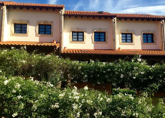 Apartment Apartamentos Santillana Del Mar Santillana del Mar